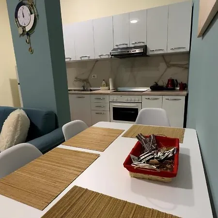 S&f Centre Apartment *